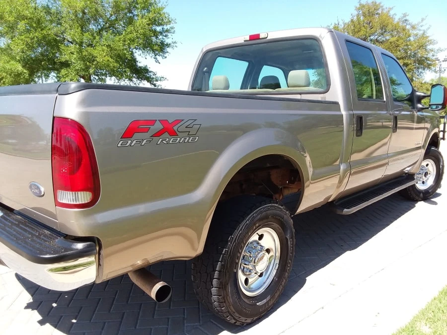 2004 Ford Super Duty 1st Gen - Image 11 of 12
