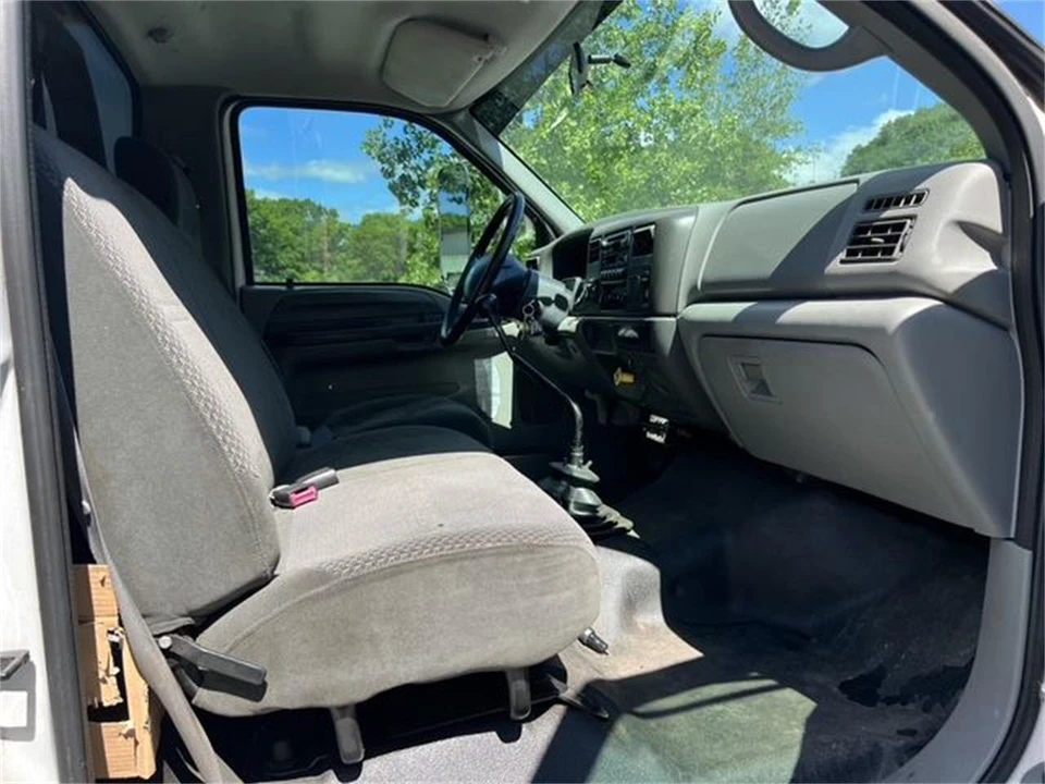 2004 Ford Super Duty 1st Gen - Image 13 of 16