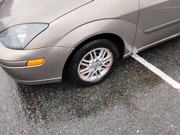 2004 Ford Focus 1st Gen - Image 3 of 10