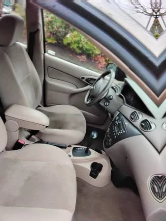 2004 Ford Focus 1st Gen - Image 8 of 10