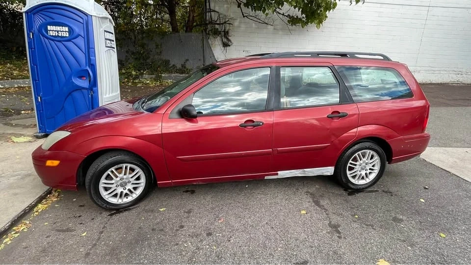 2004 Ford Focus 1st Gen - Image 3 of 7