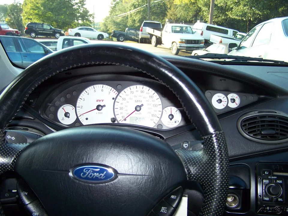 2004 Ford Focus 1st Gen - Image 10 of 12