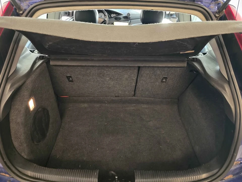 2004 Ford Focus 1st Gen - Image 11 of 17