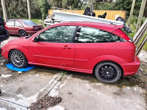 2004 Ford Focus SVT Hatchback 2D