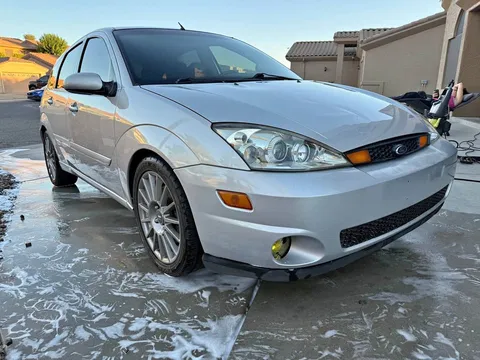 2004 Ford Focus SVT Hatchback 4D