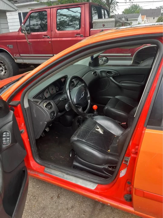 2004 Ford Focus 1st Gen - Image 5 of 11