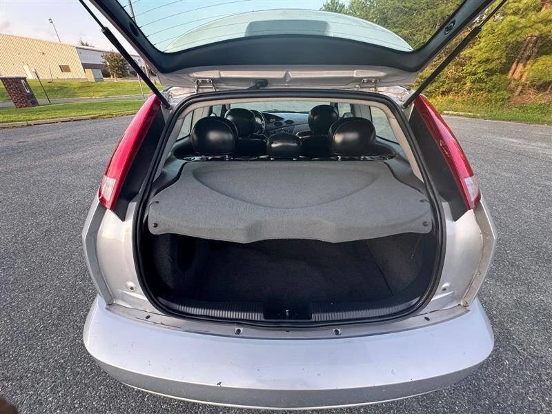 2004 Ford Focus 1st Gen - Image 15 of 20