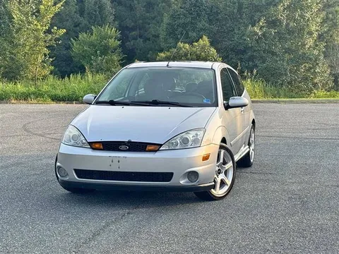 2004 Ford Focus SVT Base 2dr Hatchback