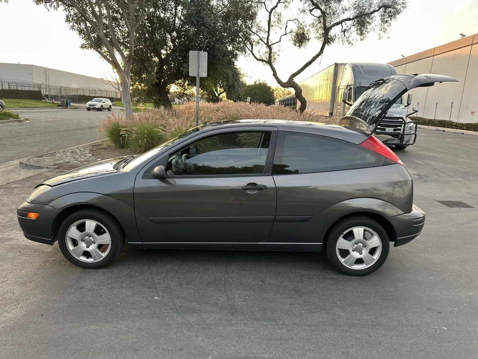 2004 Ford Focus 1st Gen - Image 8 of 21