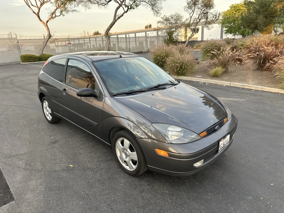 2004 Ford Focus 1st Gen - Image 2 of 21