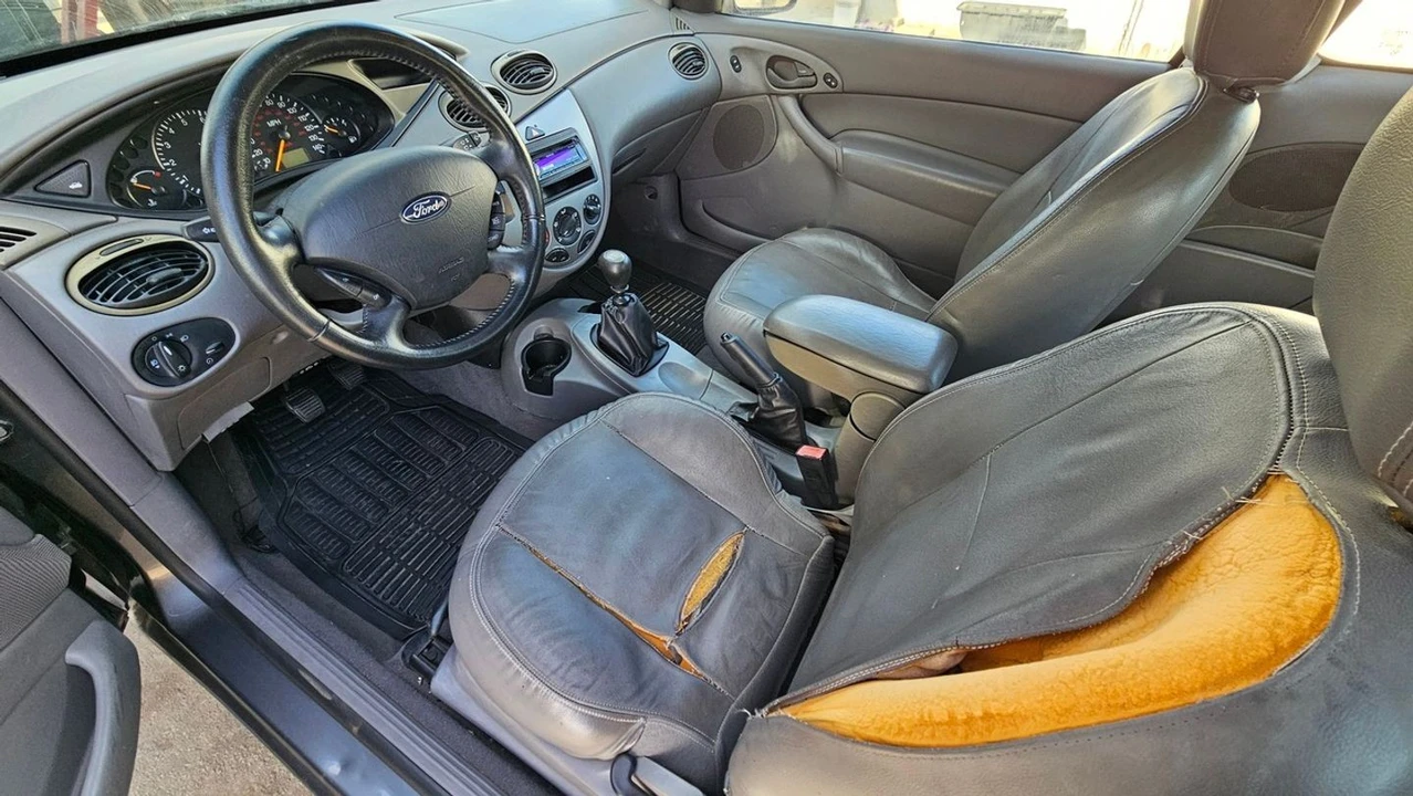 2004 Ford Focus 1st Gen - Image 5 of 18