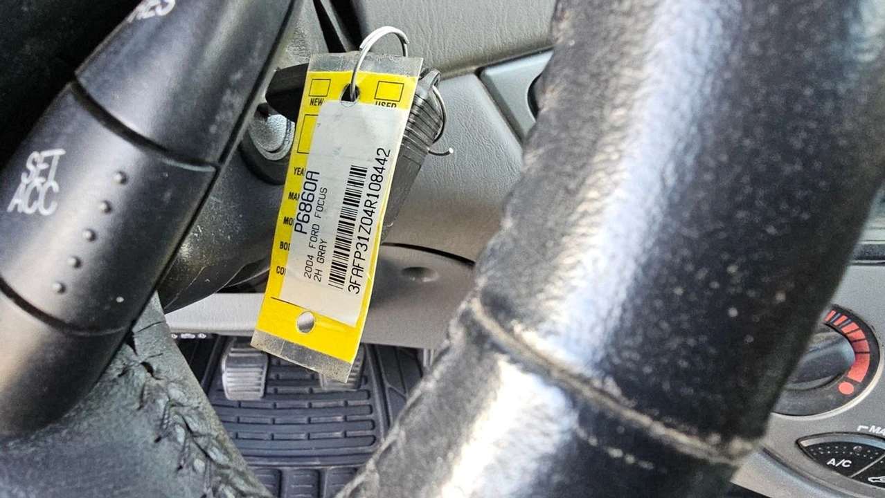 2004 Ford Focus 1st Gen - Image 18 of 18