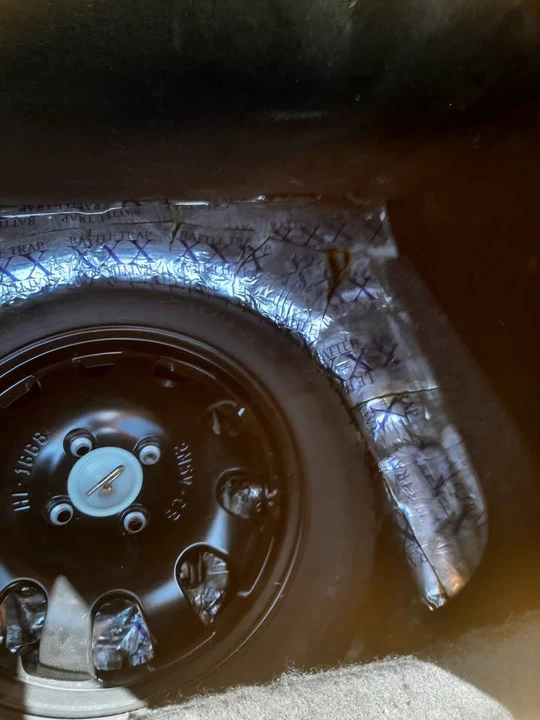 2004 Ford Focus 1st Gen - Image 7 of 11