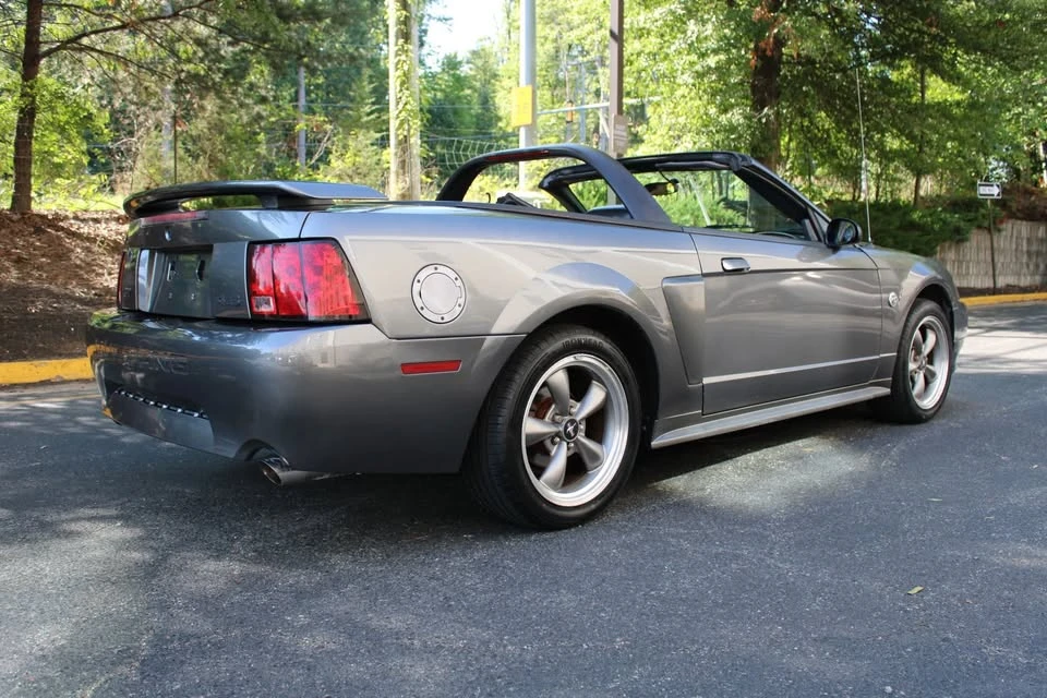 2004 Ford GT - Image 15 of 20