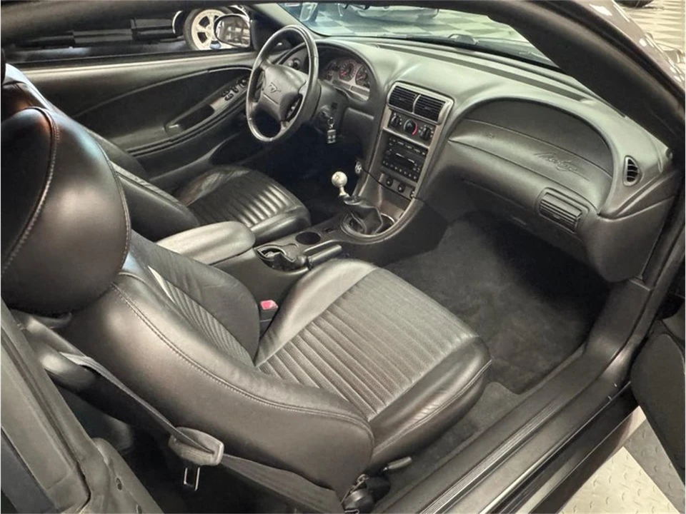 2004 Ford SN95 Mustang - Image 17 of 23