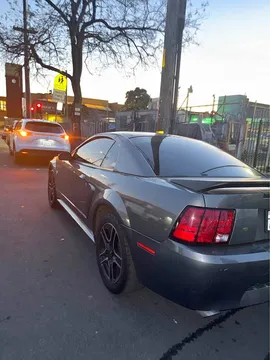 2004 Ford Mustang
