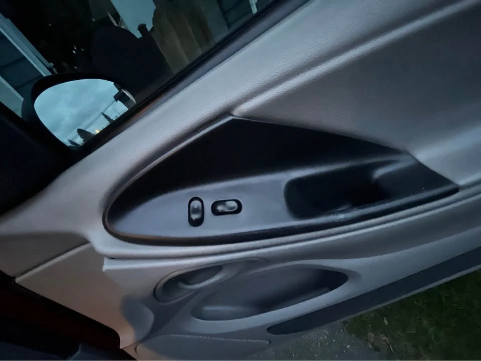 2004 Ford SN95 Mustang - Image 16 of 20
