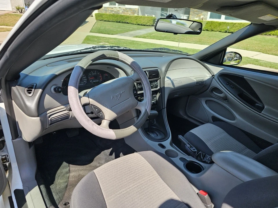 2004 Ford SN95 Mustang - Image 11 of 21