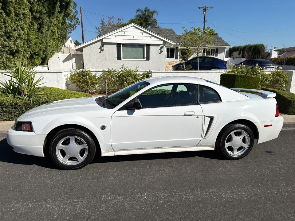 2004 Ford SN95 Mustang - Image 4 of 21