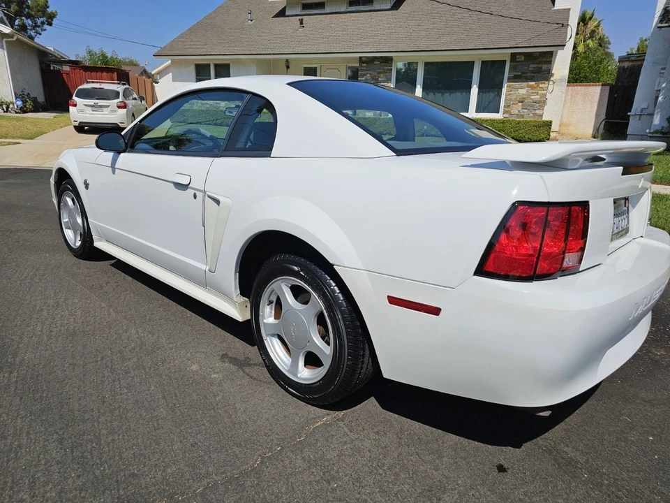 2004 Ford SN95 Mustang - Image 3 of 21