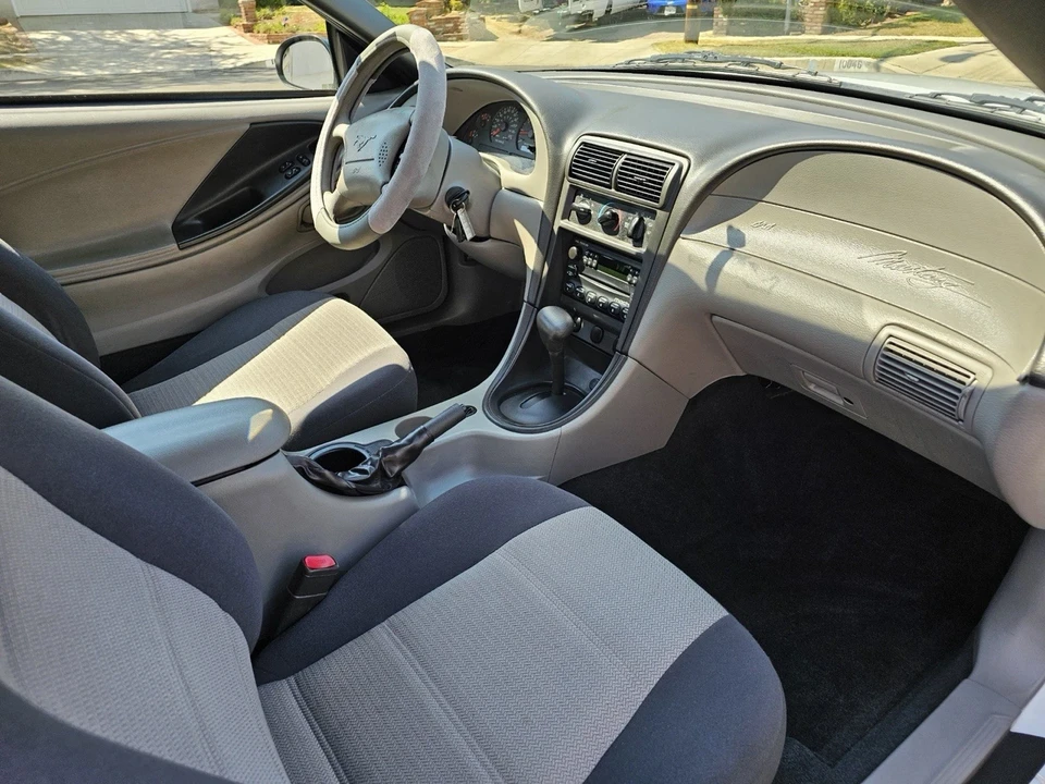 2004 Ford SN95 Mustang - Image 15 of 21