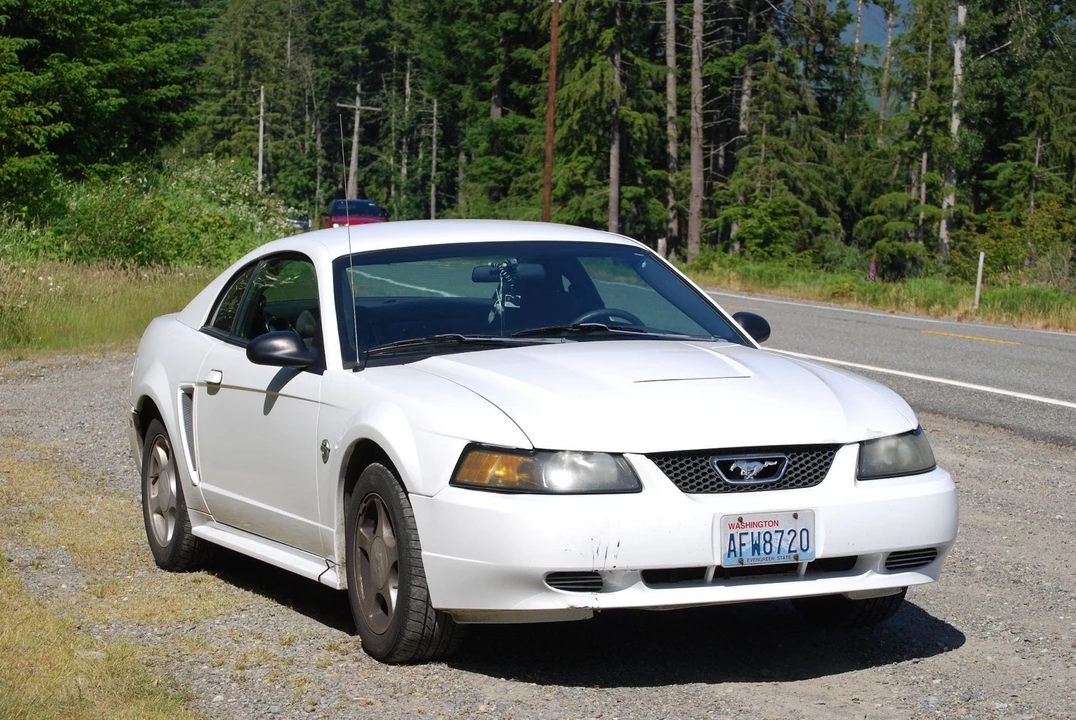 2004 Ford SN95 Mustang - Image 2 of 10
