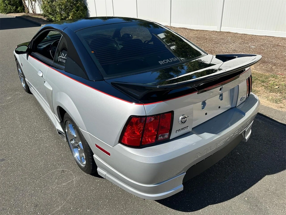 2004 Ford SN95 Mustang - Image 15 of 31