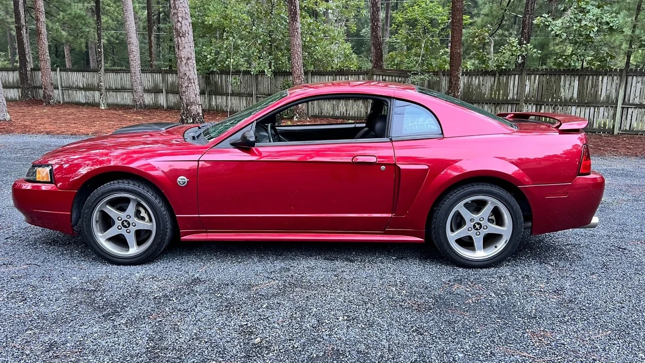 2004 Ford SN95 Mustang - Image 16 of 21
