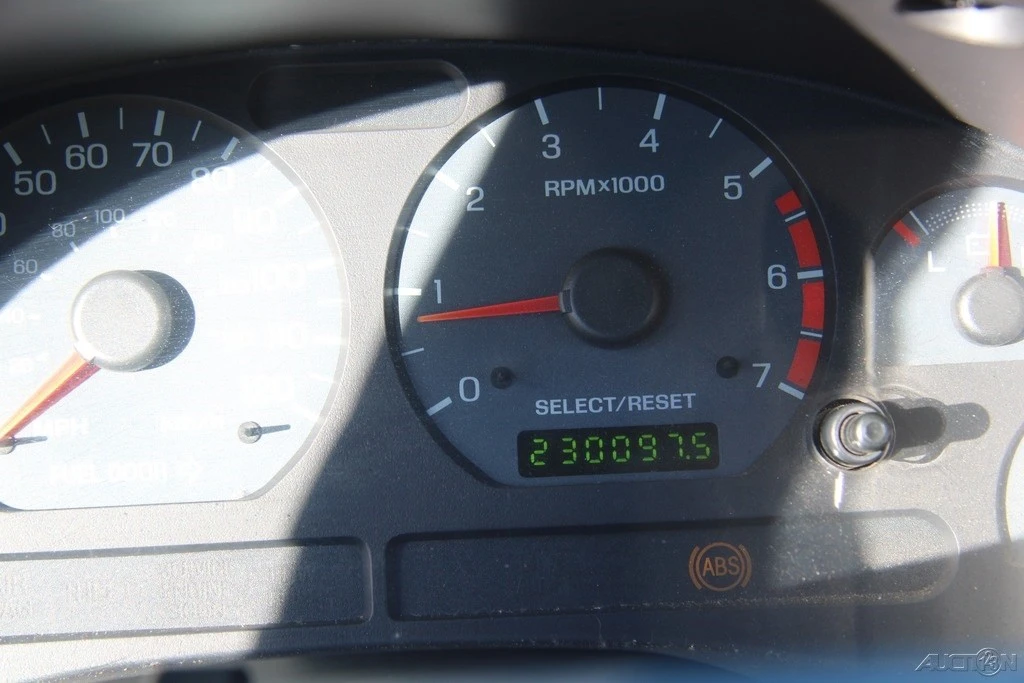 2004 Ford SN95 Mustang - Image 15 of 21