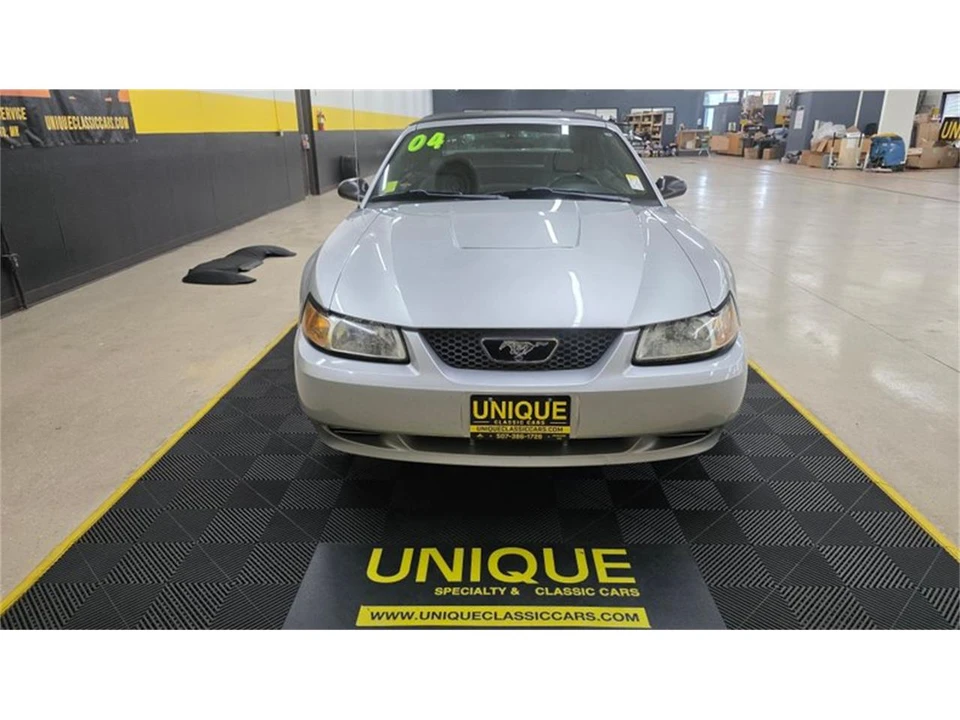 2004 Ford SN95 Mustang - Image 22 of 31