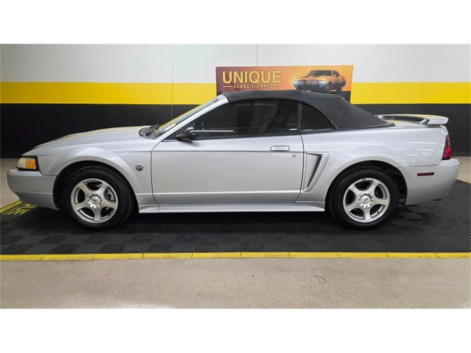 2004 Ford SN95 Mustang - Image 27 of 31