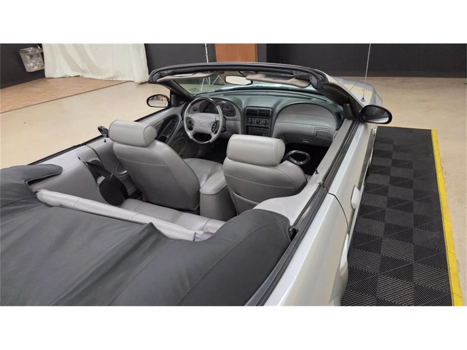 2004 Ford SN95 Mustang - Image 17 of 31