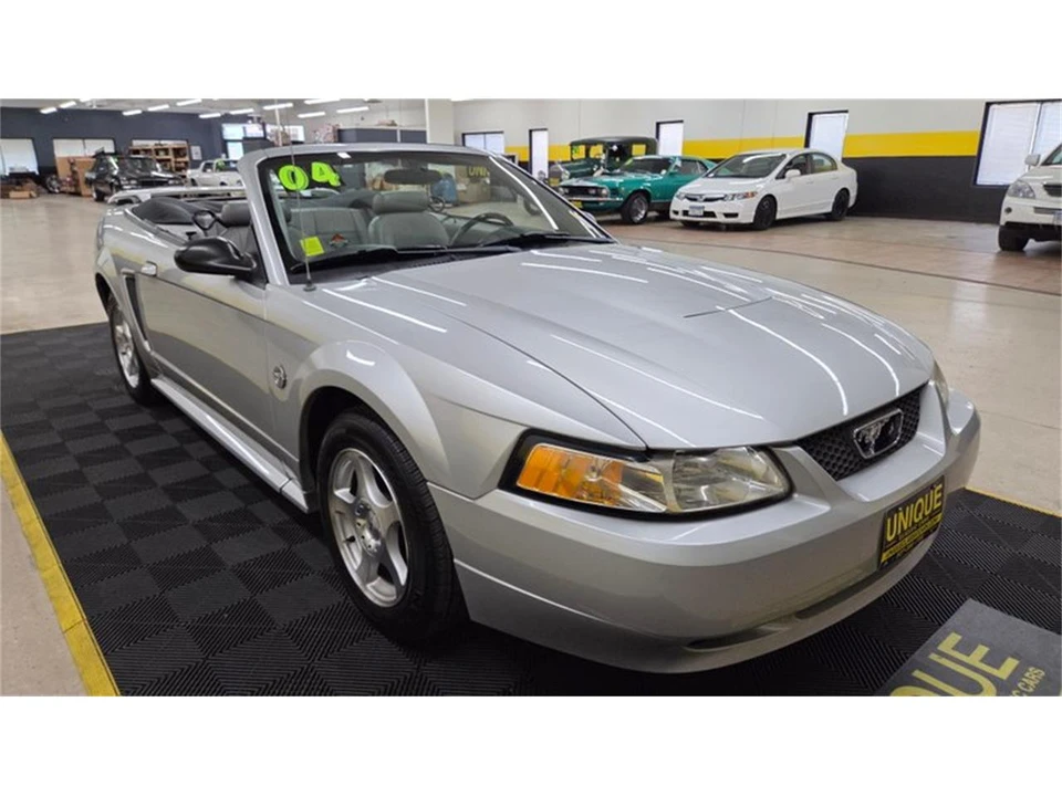 2004 Ford SN95 Mustang - Image 3 of 31