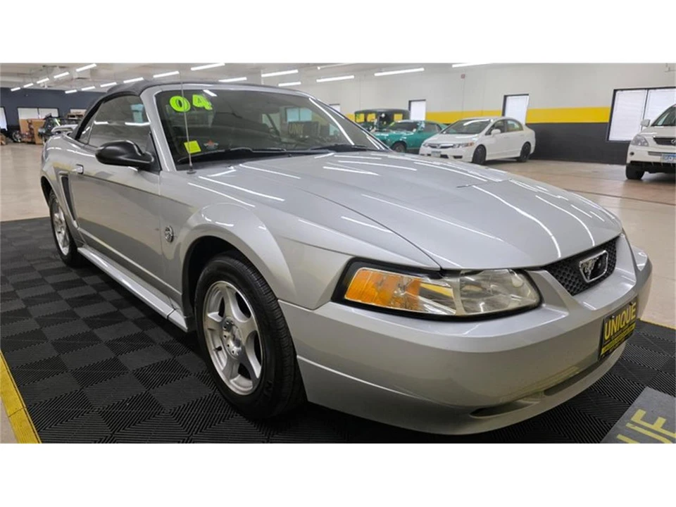 2004 Ford SN95 Mustang - Image 23 of 31