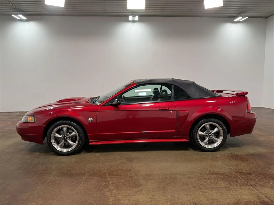 2004 Ford SN95 Mustang - Image 7 of 31