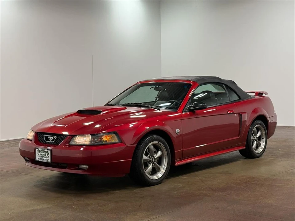 2004 Ford SN95 Mustang - Image 8 of 31