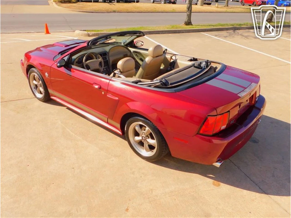 2004 Ford SN95 Mustang - Image 16 of 31