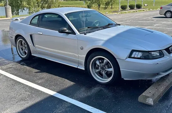2004 Ford Mustang