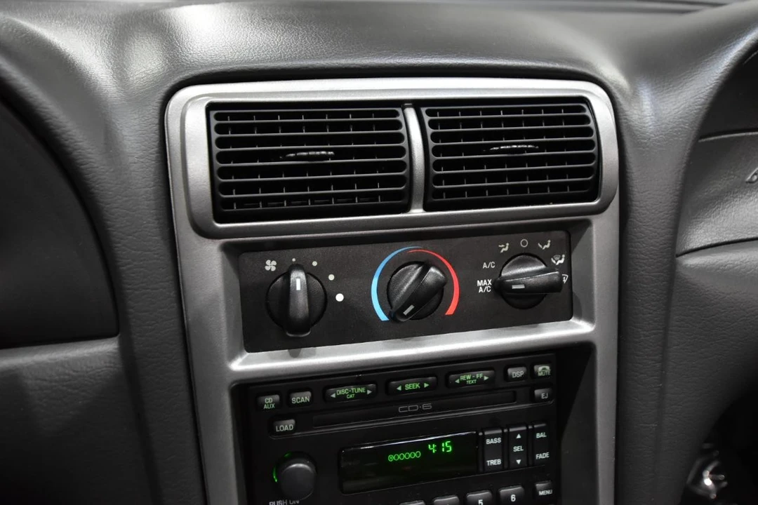 2004 Ford SN95 Mustang - Image 23 of 31