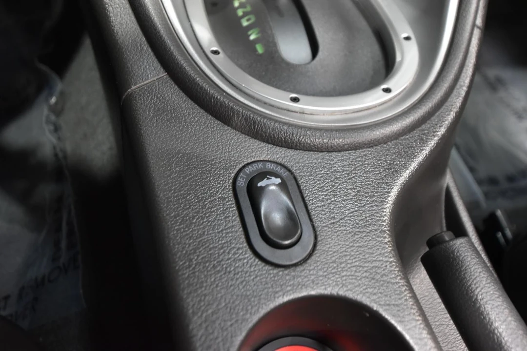 2004 Ford SN95 Mustang - Image 27 of 31