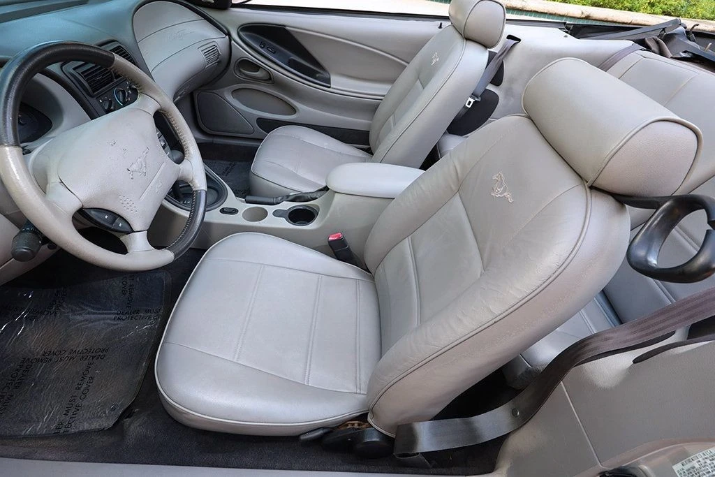 2004 Ford SN95 Mustang - Image 6 of 12