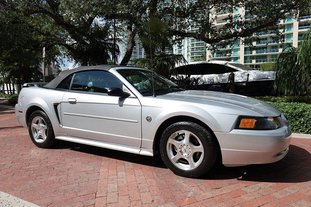 2004 Ford SN95 Mustang - Image 17 of 21