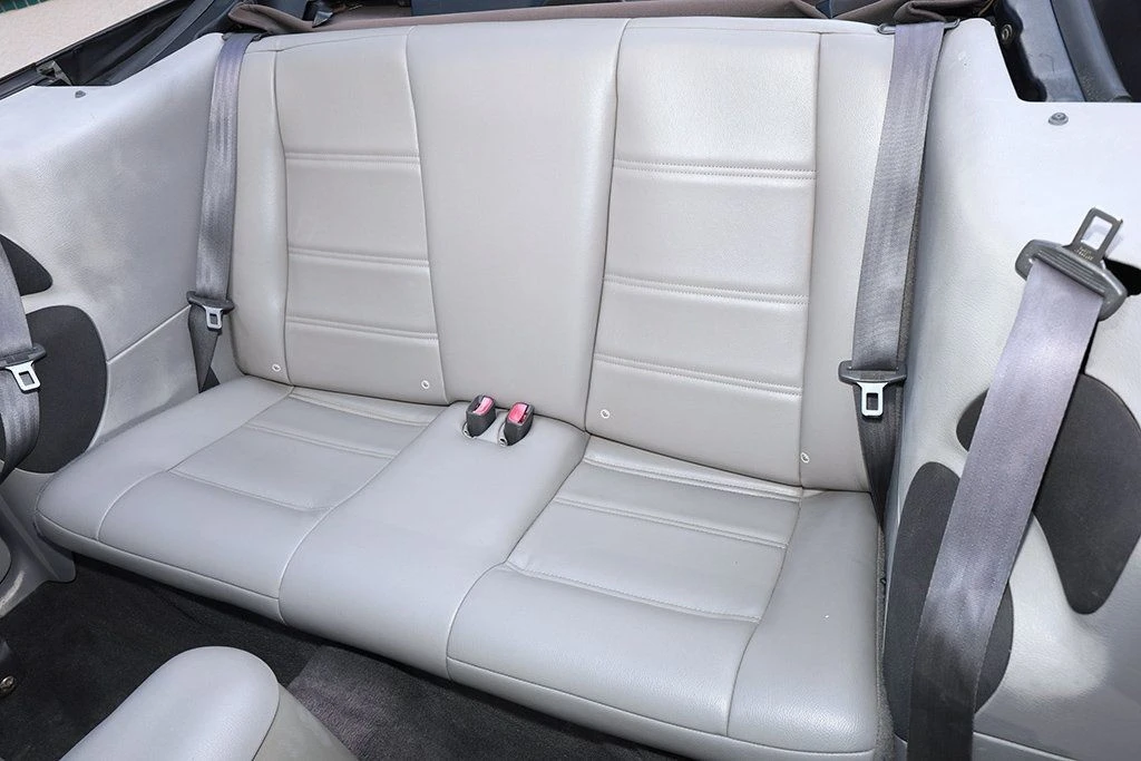 2004 Ford SN95 Mustang - Image 8 of 12