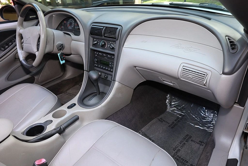 2004 Ford SN95 Mustang - Image 10 of 12