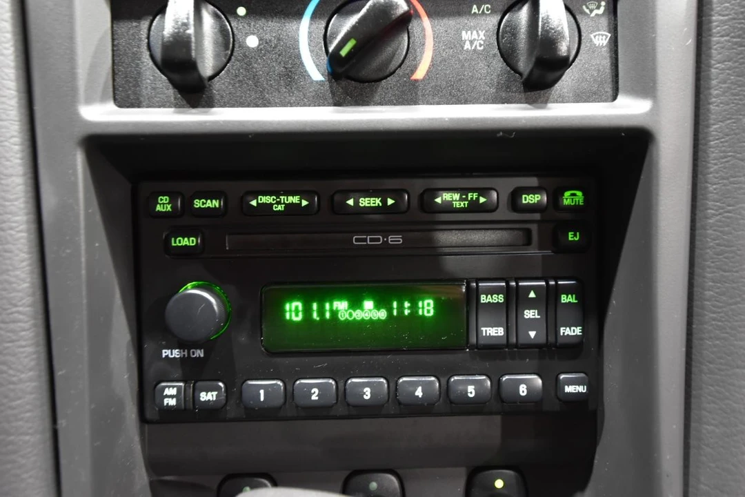 2004 Ford SN95 Mustang - Image 23 of 31
