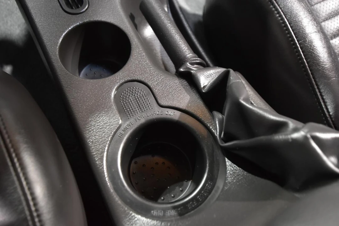 2004 Ford SN95 Mustang - Image 27 of 31