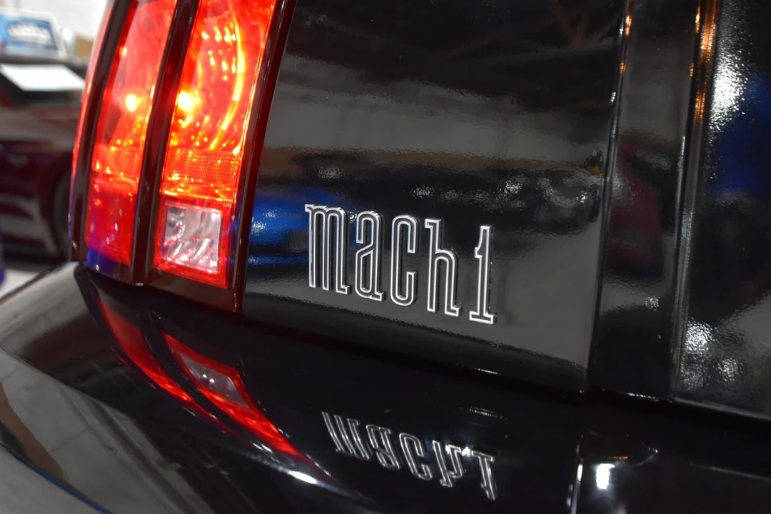 2004 Ford SN95 Mustang - Image 11 of 31