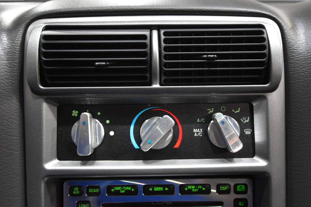 2004 Ford SN95 Mustang - Image 25 of 31