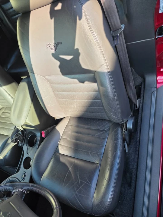 2004 Ford SN95 Mustang - Image 13 of 16