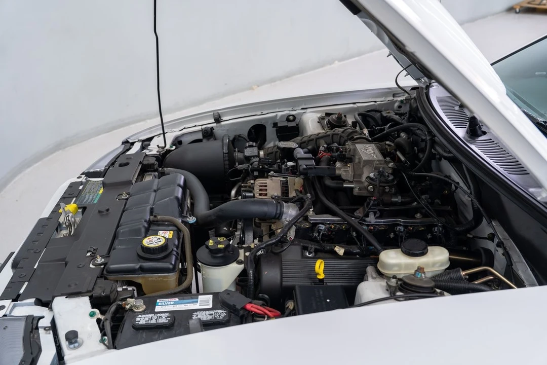 2004 Ford SN95 Mustang - Image 16 of 25